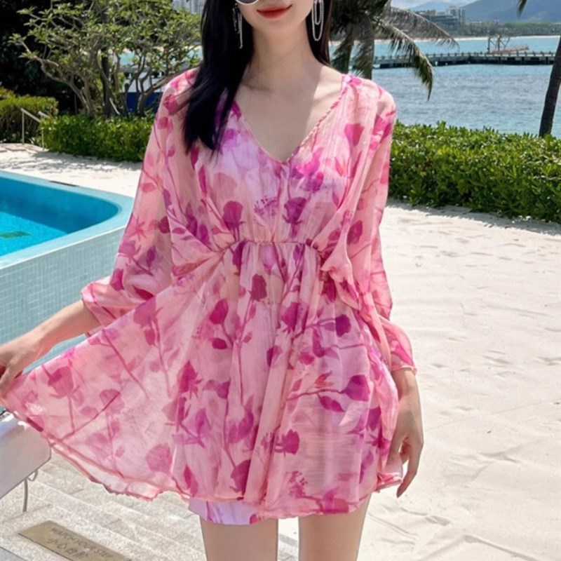 分体三件套大码g泳衣女2025新款胖mm遮肚显示长袖防晒时尚保守泳