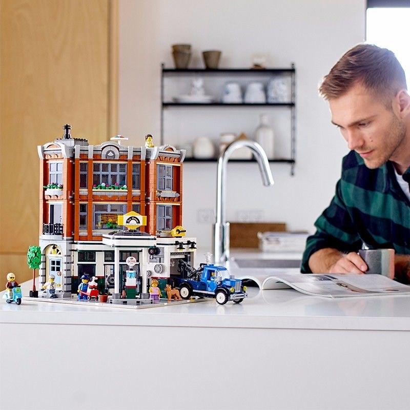中国积木建筑街角汽车维修站10264成人高难度拼装玩具15042