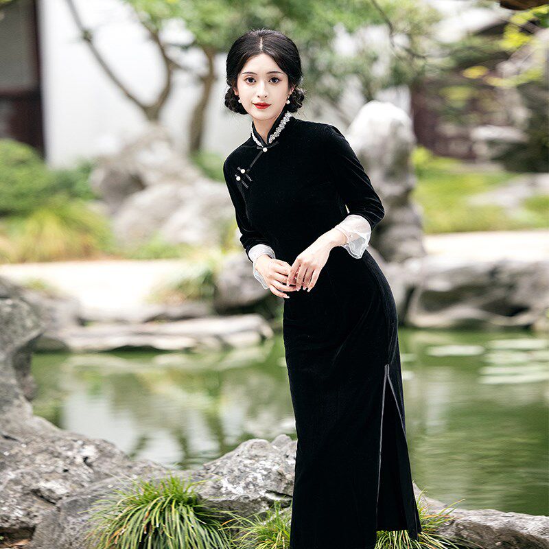 江南絮依旧黑色旗袍秋冬款丝绒长袖连衣裙新中式改良款高级感