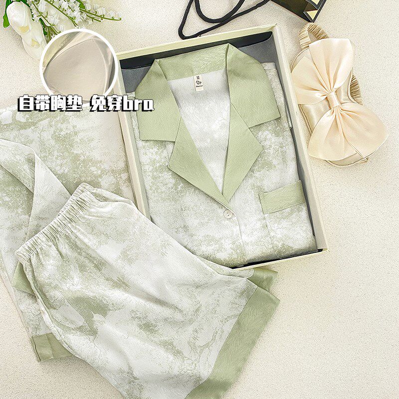 奶油绿夏季睡衣女款冰丝绸三件套短袖长裤带胸垫高级感宽松家居服