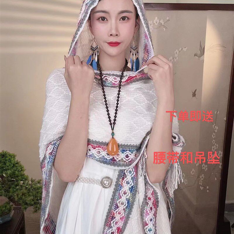 秋冬季百搭连帽保暖披肩多动能云南西藏旅游拍照搭配衬衫外搭披风