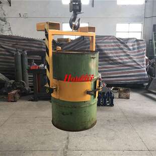 油桶倾倒工具 手摇翻转油桶夹具 现货供应LM800抱箍式 油桶吊具