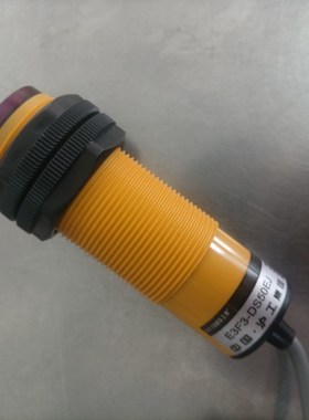 沪工E3F3-DS50EJ 交流220V5线供电感应距离50cm 慢反射光电开关