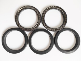 PV宝色霞板标准孔用泛塞封8 7.1 2.4 3.6 5.1 9.5 9.1