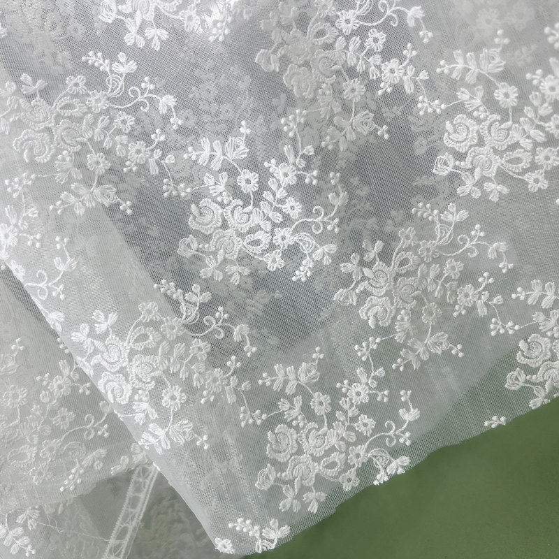 米白色蕾丝硬网软网布料质感立体绣花刺绣花面料窗帘花宽1.3米