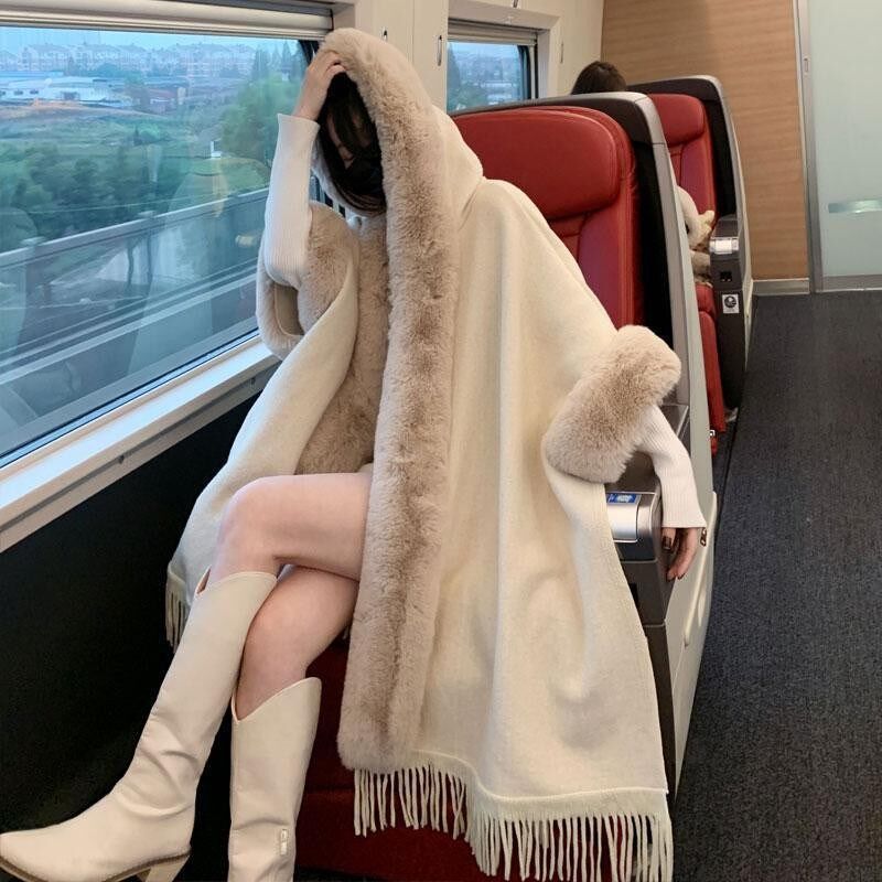 冬季保暖外套毛绒斗篷大毛领结婚披风加绒加厚旗袍披肩女外搭大衣