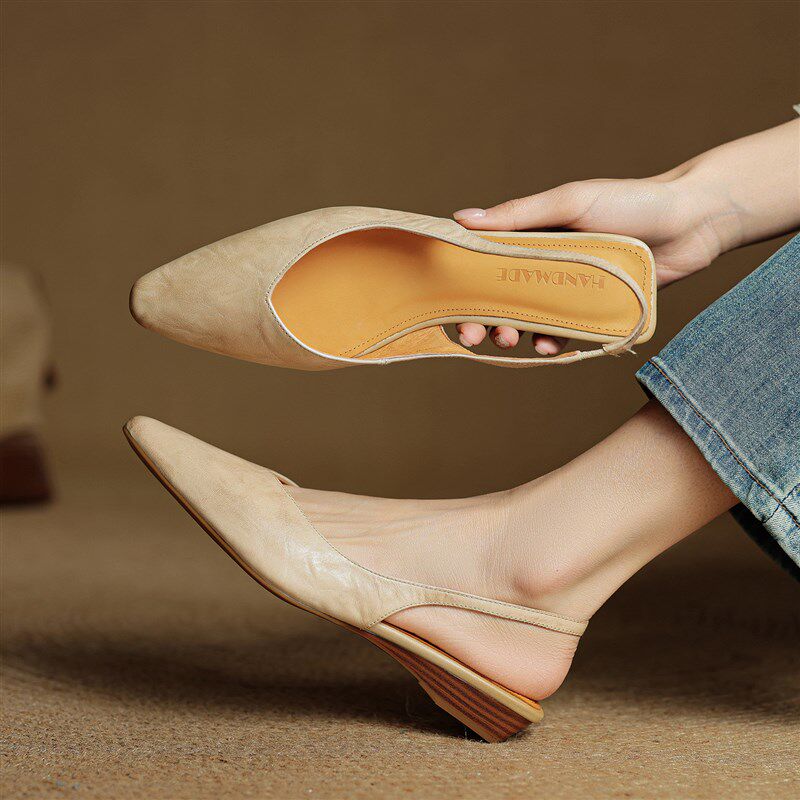 法式绝美包头凉鞋女夏2025新款尖头气质平底鞋真皮舒适单鞋配裙子