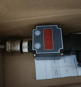 DSTP140 0-16BAR 丹佛斯数显变送器DSTP140 DSTP500 DSTP550全新