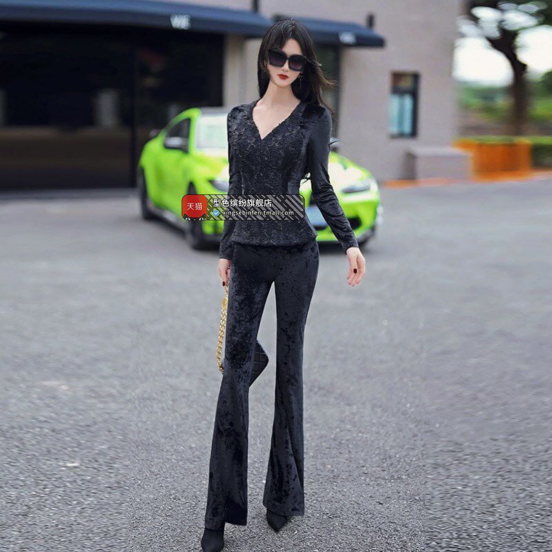 提花工艺丝绒拼接V领上衣裤子两件套新款今年流行的时尚套装