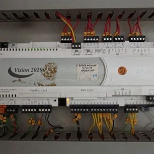 2020I VISION 意大利卡乐控制器P 5DHB0A000L0