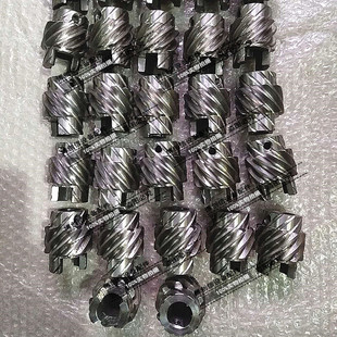 杨博齿轮杨博配件钛螺旋齿轮钛连接器螺旋齿轮连接器不锈钢连接轴