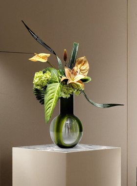 现代轻奢绿色花瓶仿真花摆件高级感高端花艺装饰品洽谈桌假花摆设
