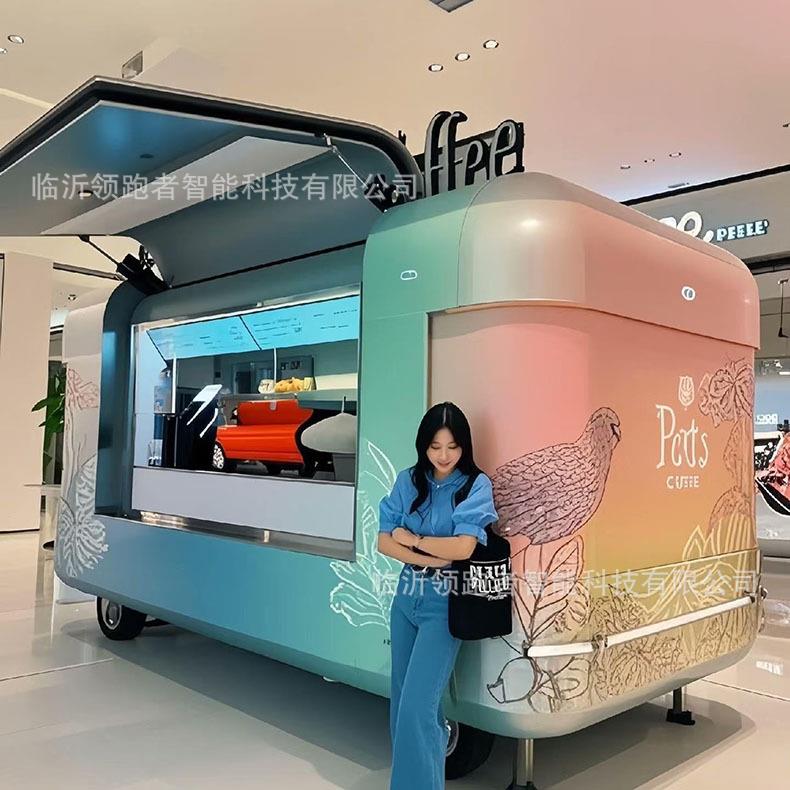 移动音响录音机网红收音机造型餐车巨型网红打卡双层售卖亭