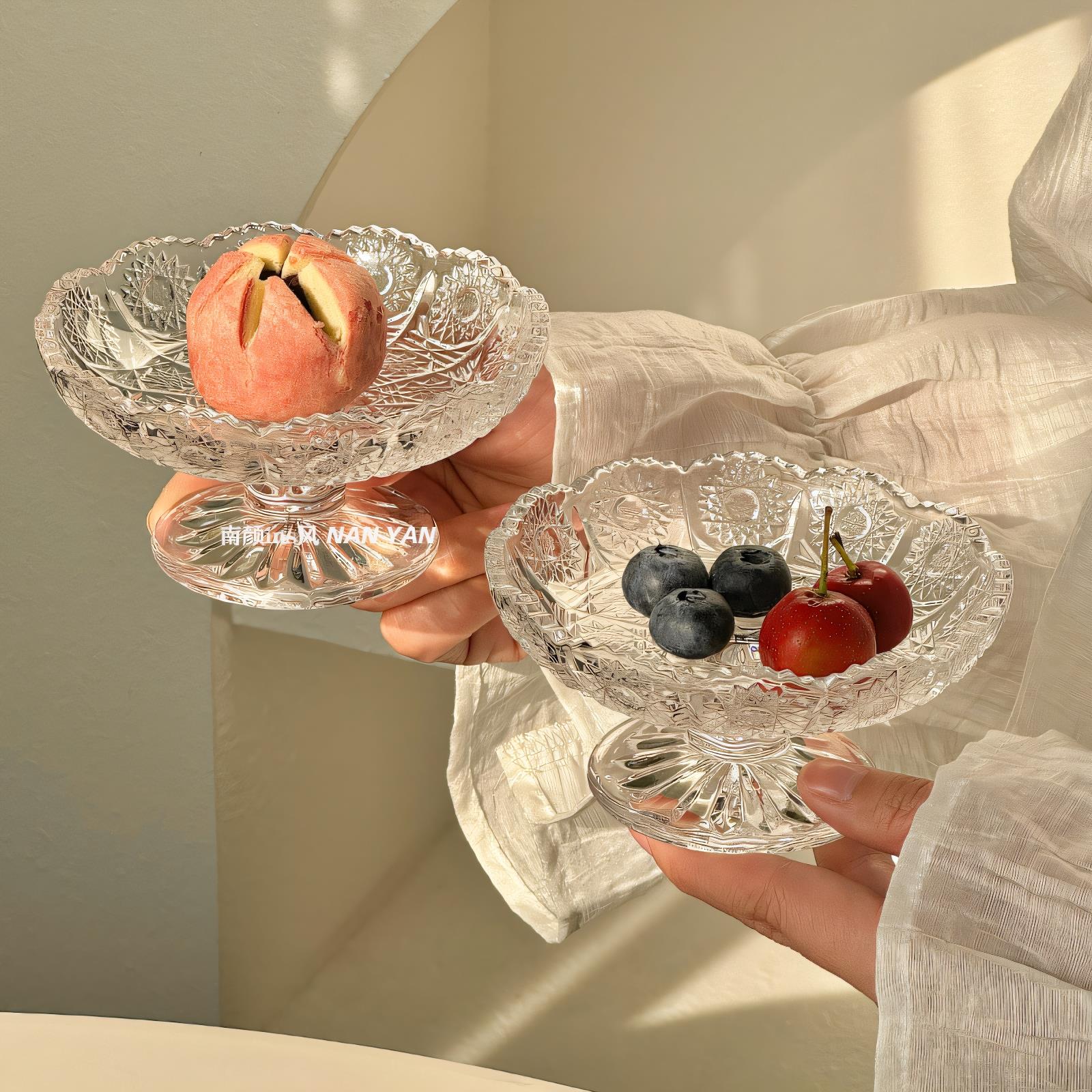 玻璃高脚水果盘家用创意小号精致甜品点心零食摆放盘糖果盘子前台