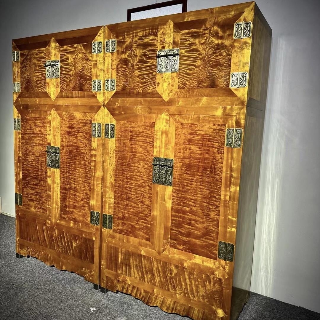 金丝楠木衣柜小叶桢楠实木储物柜彷古衣橱轻奢顶箱柜四门家俱定制