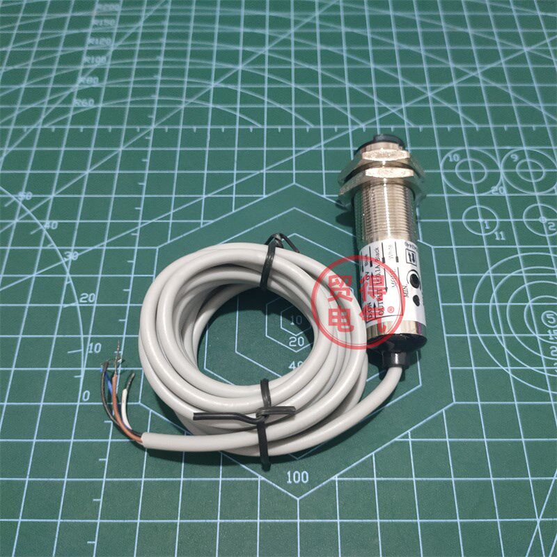 CDD-11N P沪工CHIIB光电感应开关 NPN型 11P PNP常开漫反射型开关