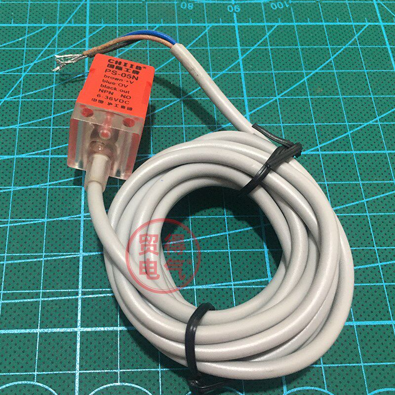 PS-05N接近开关OMKQN PL-05N三线常开直流NPN沪工传感器CHIIB