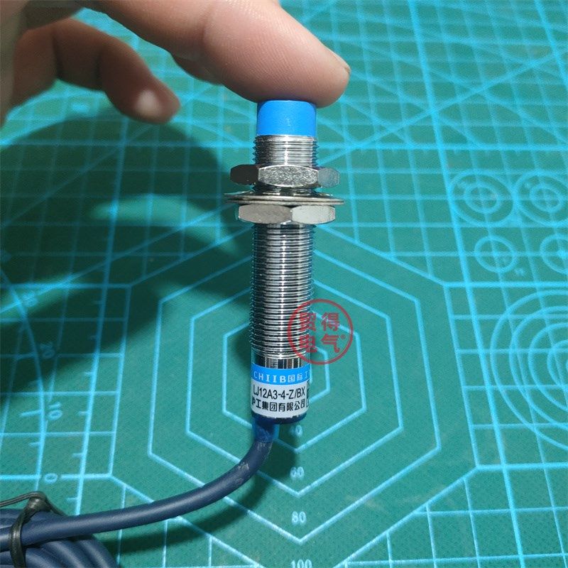 LJ12A3-4-Z/BX沪工CHIIB升级款接近开关BY AX AY EZDZ传感器OMKQN