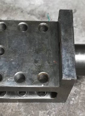 齐齐哈尔第一机床厂 C5225CQ5240立式车床左右刀架