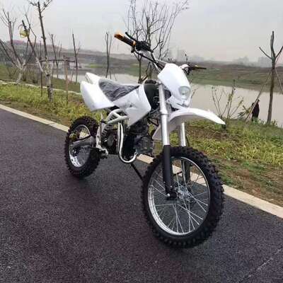 白色大飞鹰125CC山地车双
