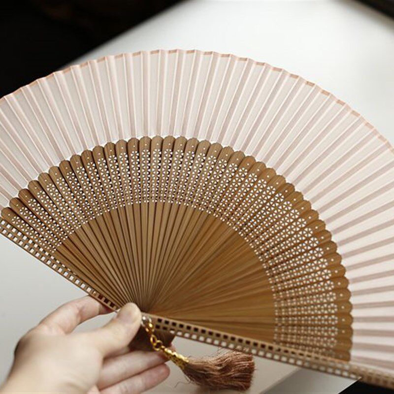 高档女扇日式和风折扇竹柄扇真丝扇礼品扇方格扇骨 纯色 淡桔色