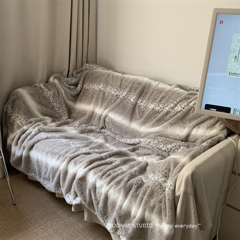 被子里的b舒服~加厚白色豹纹大毯子 双层午睡毯保暖膝盖毯PV绒毛