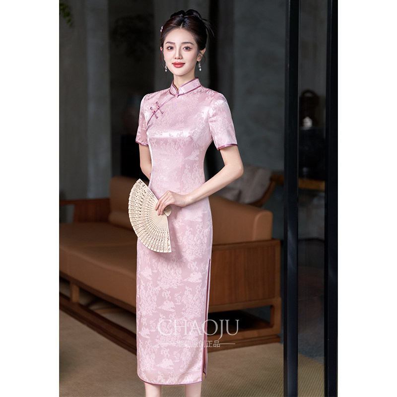 旗袍女夏季新中式绝美订婚礼服粉色2025新款晨袍新娘高级感小众