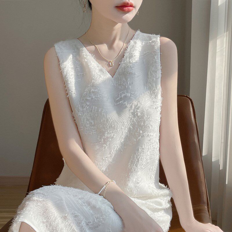 2025夏季新款V领中长款连衣裙女流苏剪花无袖吊带长裙宽松A字裙子