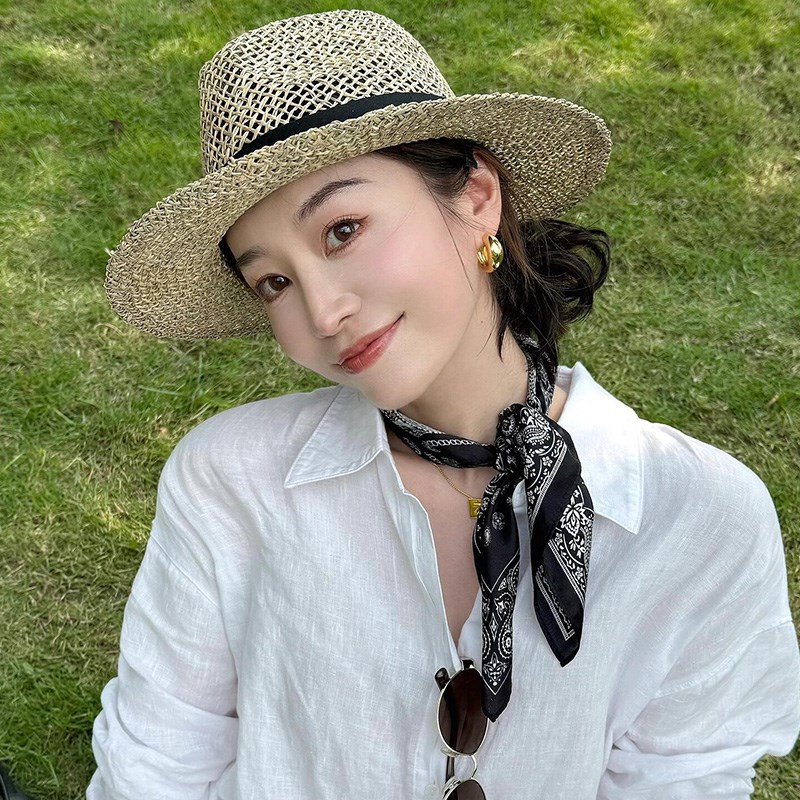 老钱风咸草镂空草帽女夏季海边沙滩度假太阳帽子巴拿马遮阳防晒帽