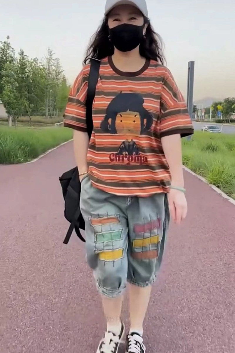 2024年夏季新款条纹印花短袖T恤+薄款水洗牛仔五分裤两件套装女