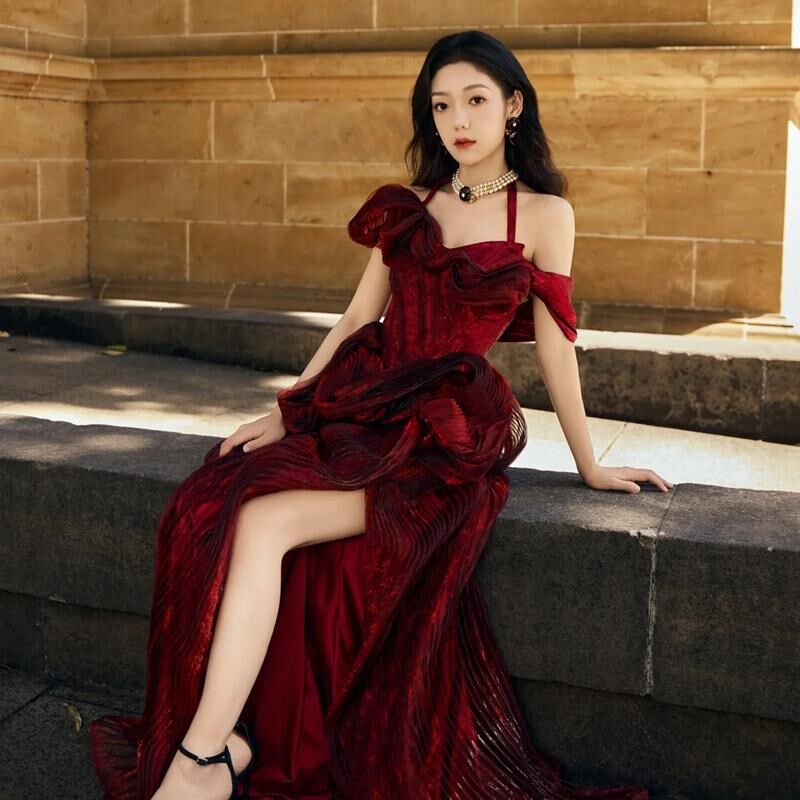 敬酒服新娘2025新款酒红色高级感结婚订婚宴会一字肩礼服裙女鱼尾