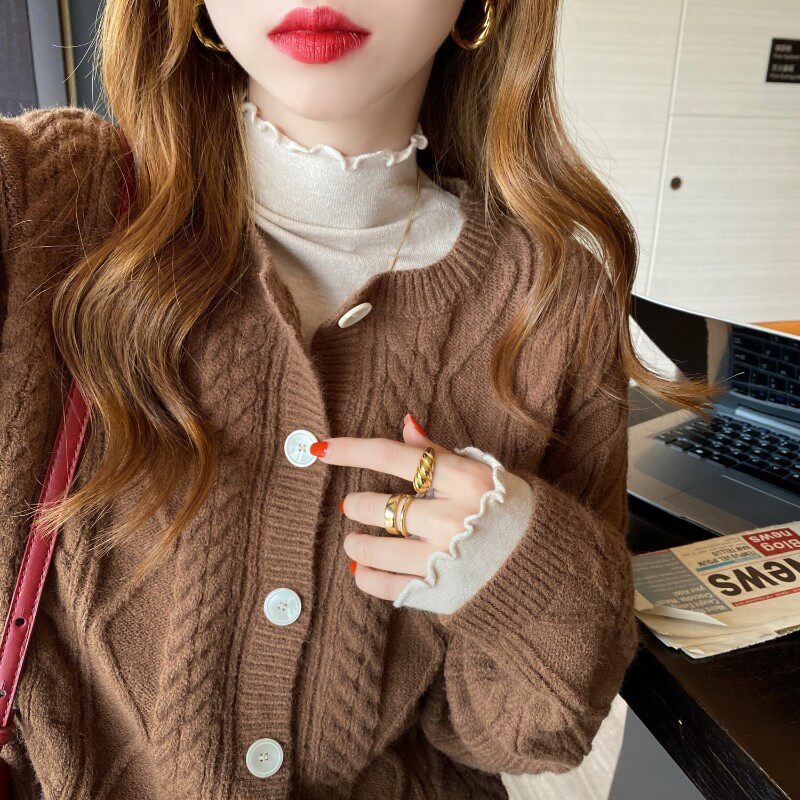 木耳边打底衫女秋冬2021年新款内搭半高领针织衫修身加厚羊绒毛衣