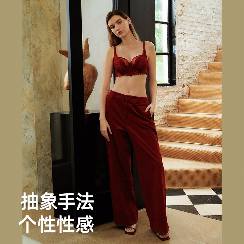 【艺术叶片】遐超薄内衣女春w夏蕾丝双杯面防下垂聚拢大胸显小文