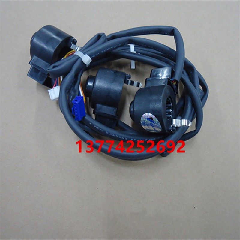 空调多联机一拖三线圈3MXS80EV2C 3MXD电动阀线圈电子膨胀阀