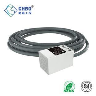 方形接近开关LF电感式金属感应开关防水直流三线NPN常开24V传感器