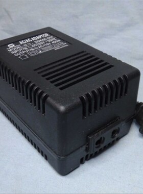 输入220V输出110V频率50Hz/60Hz输出功率450W适配器变压器转换器
