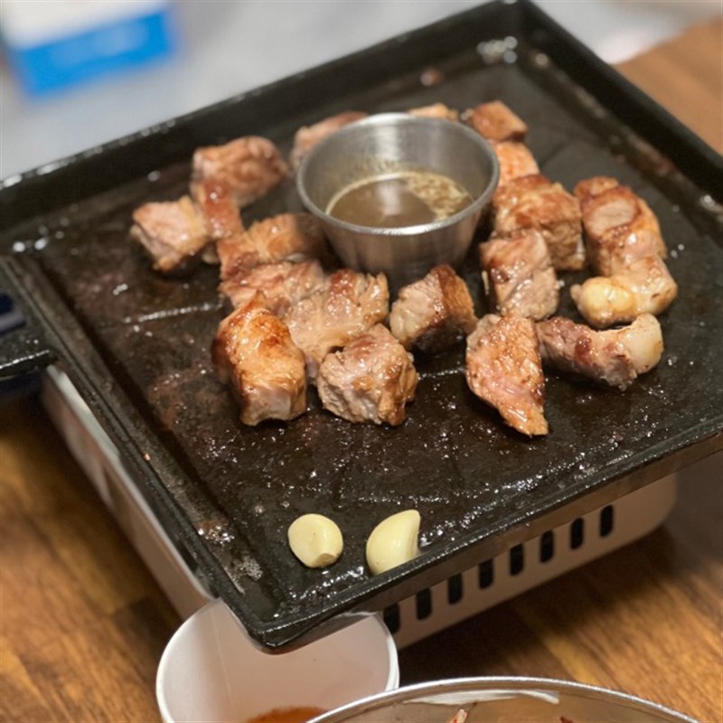 韩式铸铁方形烤盘搪瓷烤肉盘煎牛排铁板烧料理盘Y生铁烧烤盘