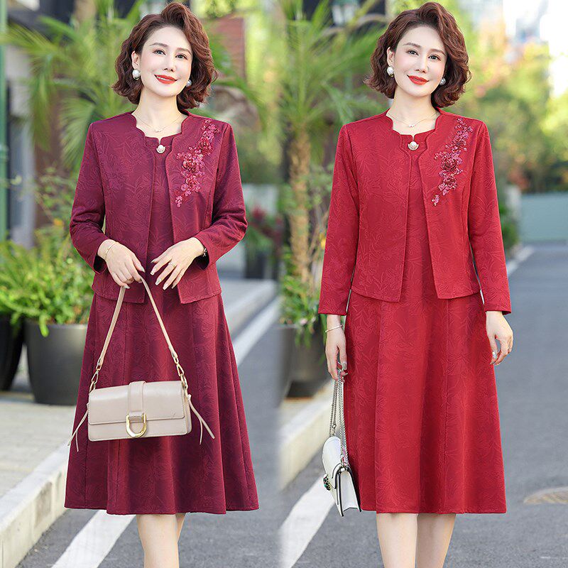 妈妈喜服婚宴洋气新款连衣裙喜婆婆参加婚礼两件套改良旗袍套裙子