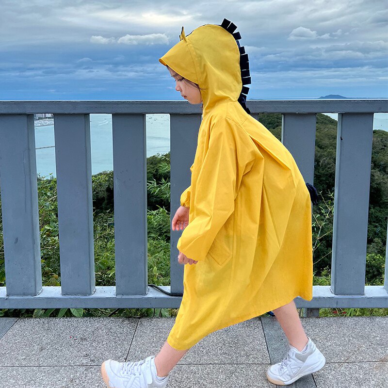 踩水小马上学啦儿童防泼水Q快干可折叠雨衣