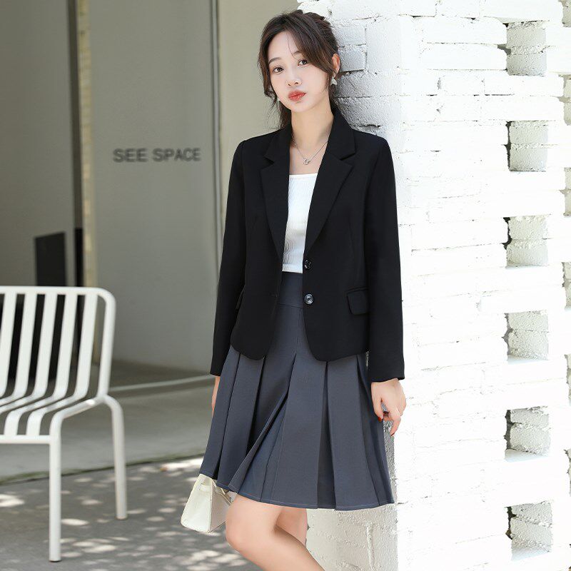小个子黑色西装外套女短款正肩职业面试上班气质高级感工作小西服