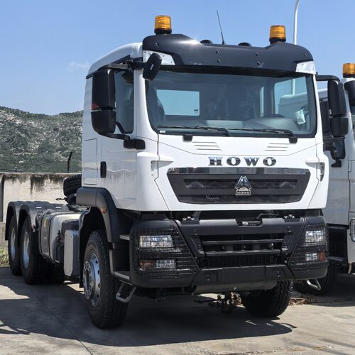 ZZ4257V324GB新款豪沃TX国二大泵发动机中国重汽 6x4 重载型牵引