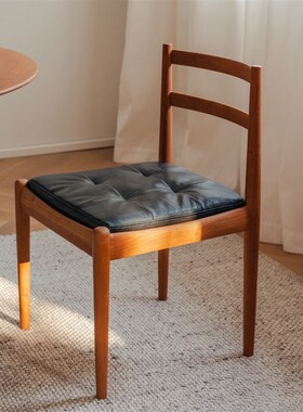 minimore浮选餐椅北欧日式复古樱桃木纯实木真皮软包坐垫书桌椅