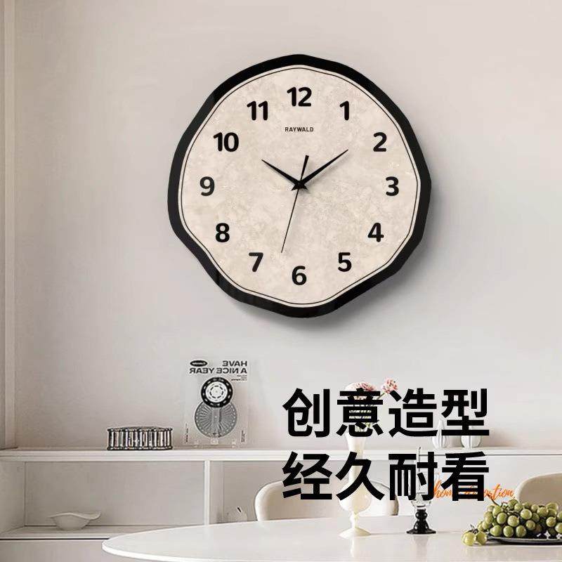 简约餐时尚钟挂墙客新厅厅无品牌/卧室静音时钟现代打孔挂钟极简