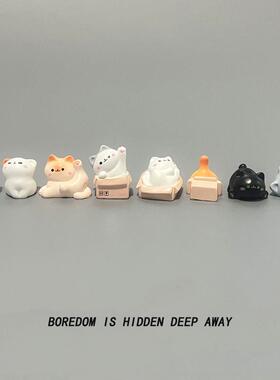 无聊了可爱迷你小猫萌喵办公室工位桌面小摆件电脑显示屏装饰品