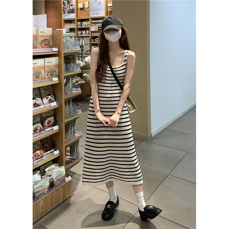 韩系条纹针织吊带连衣裙女夏季休闲气质修身显瘦过膝长款包臀裙子