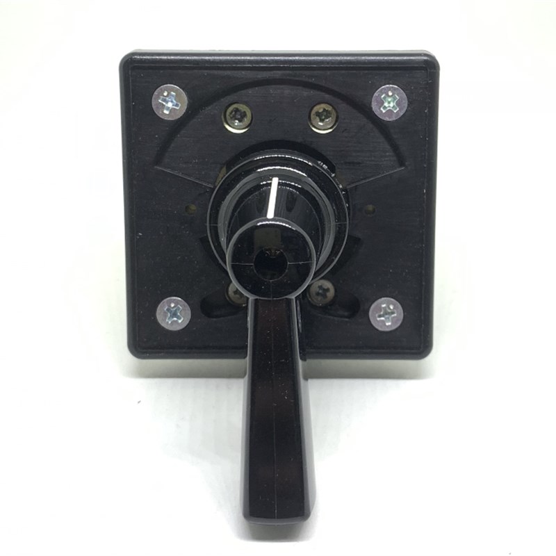 IDEC和泉UCSQO-134RR-P2B-C1010开关CS-10凸轮开关UCSQO