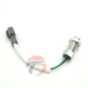 6D34转速传感器 6E转速传感器三一215加腾820 挖掘机配件 神钢250