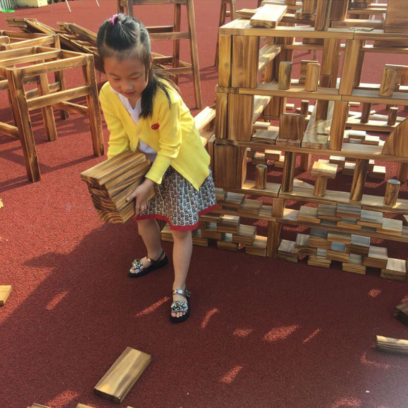 幼儿园户外炭烧积木大块大t型积木搭建中空超大型原木建构碳化玩