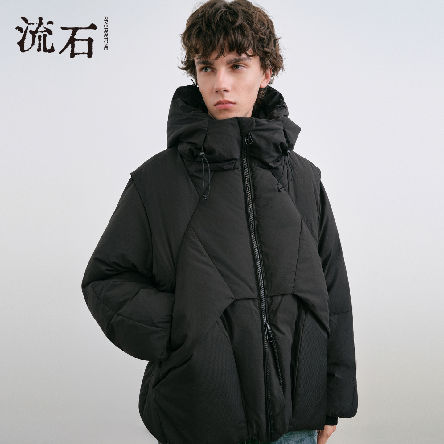 流石男装宽松设计感连帽短款羽绒服2026年冬季新款男士黑色面包服