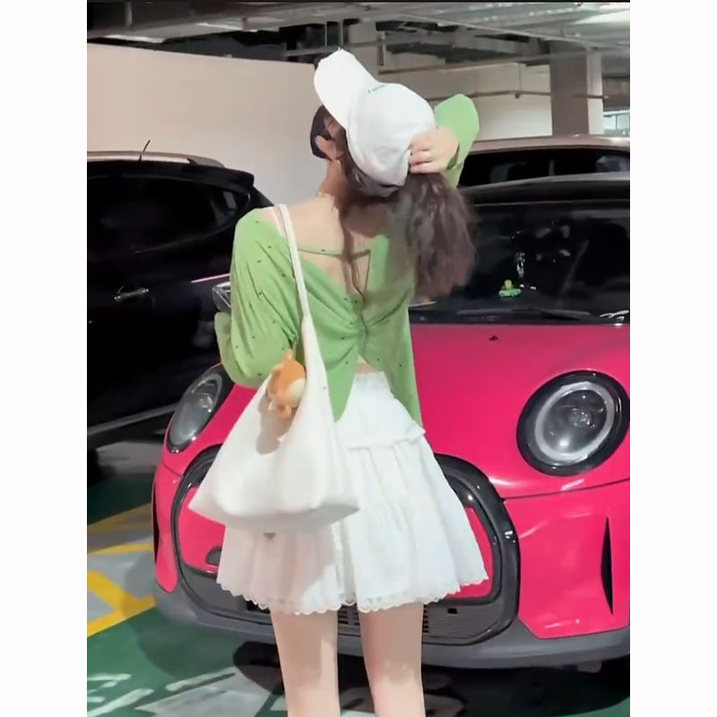 夏季多巴胺小众别致设计感绿色防晒上衣女蕾丝蛋糕半身裙两件套装
